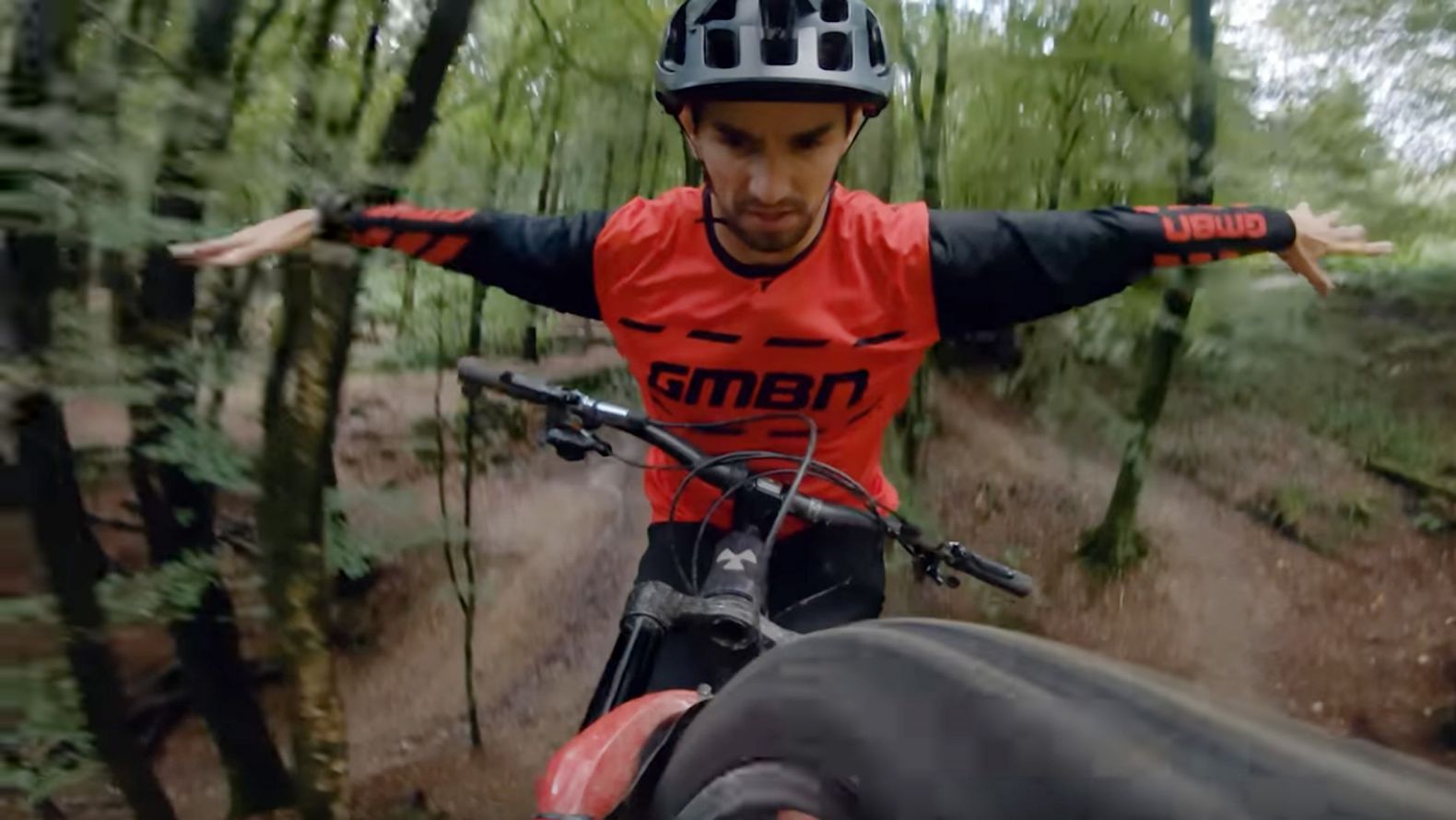 How to Tuck No Hander MTB Trick Jump binbiken.de